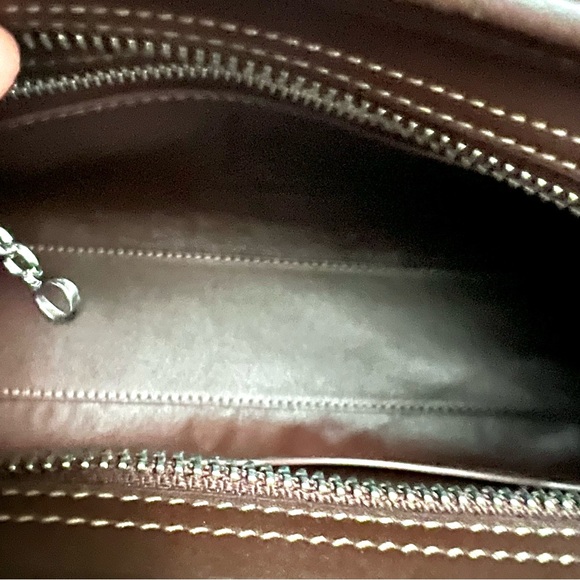 Coach Swing Zip Shoulder Bag Maple Brown Glovetanned Leather Buckle Purse CM565 - Picture 8 of 11